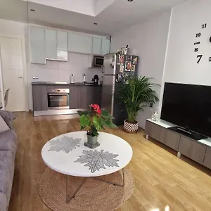 https://apartamento-bernier.1costadelsol.com